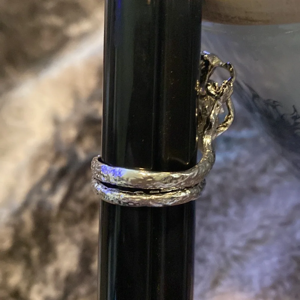 NWOT Silver Ring - Picture 8 of 8